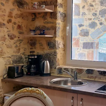 Roza Stone & Apartment