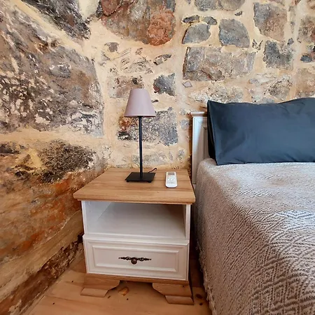 Apartment Roza Stone & Goniai