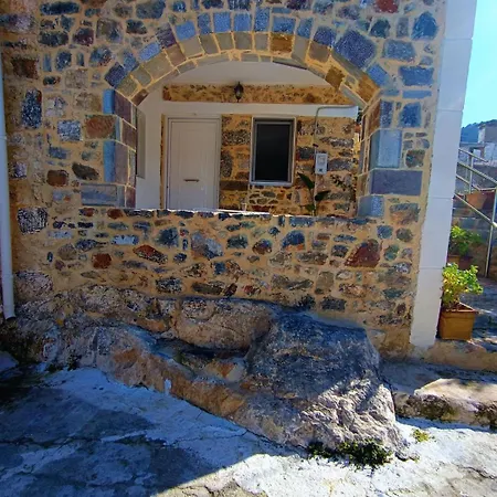 Apartment Roza Stone &